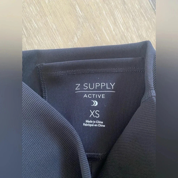 Z Supply Active KARMA RIB BIKE SHORT - Picture 3 of 3